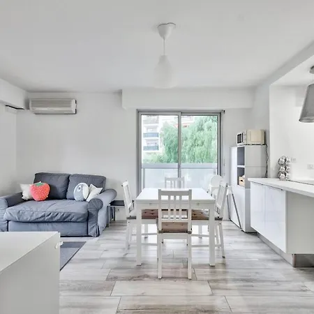 Flat With Balcony 15min From Promenade Des 아파트 니스