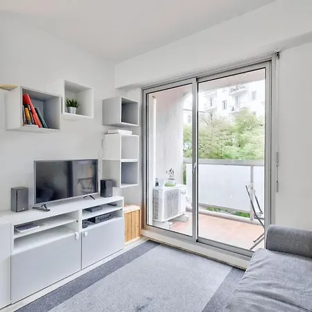 Daire Flat With Balcony 15min From Promenade Des *